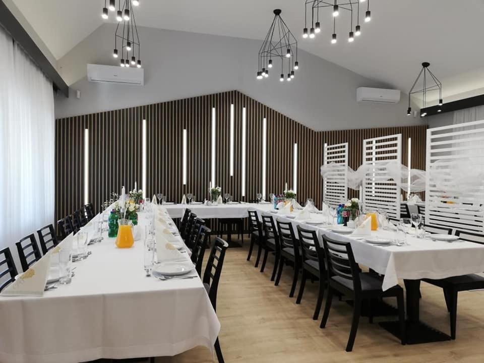 Jastrząb Jurajska Przystan酒店 外观 照片